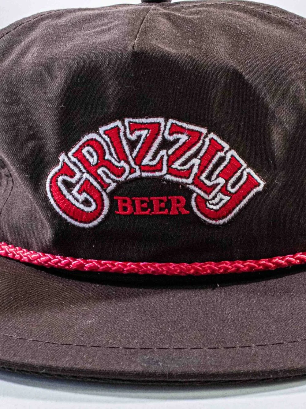 Vintage 80s Grizzly Beer Rope Snapback Hat Canadian Lager Cap
